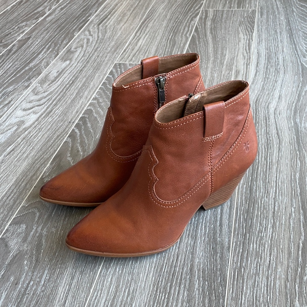 Frye Reina Leather Boots Size 8